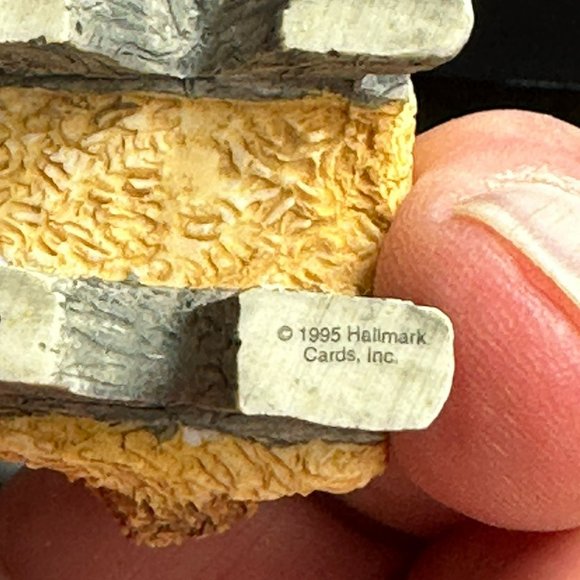 Hallmark Cowboy Cameron Merry Miniatures Decoration from 1996 - Picture 10 of 11